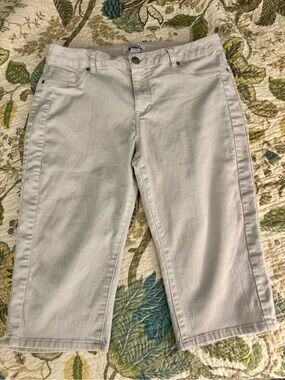 Women’s Light Tan Jeans Shorts
